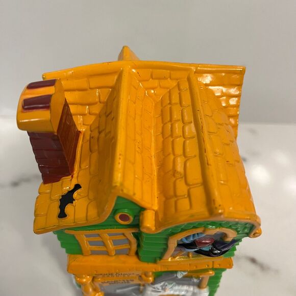 Russell Stover Looney Tunes Haunted House Halloween Candy Bank Vintage 1997 - Picture 4 of 11